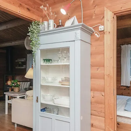 Secluded Log Near Graerup - By Traum Vakantiehuis *