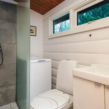 Secluded Log Near Graerup - By Traum Oksbøl